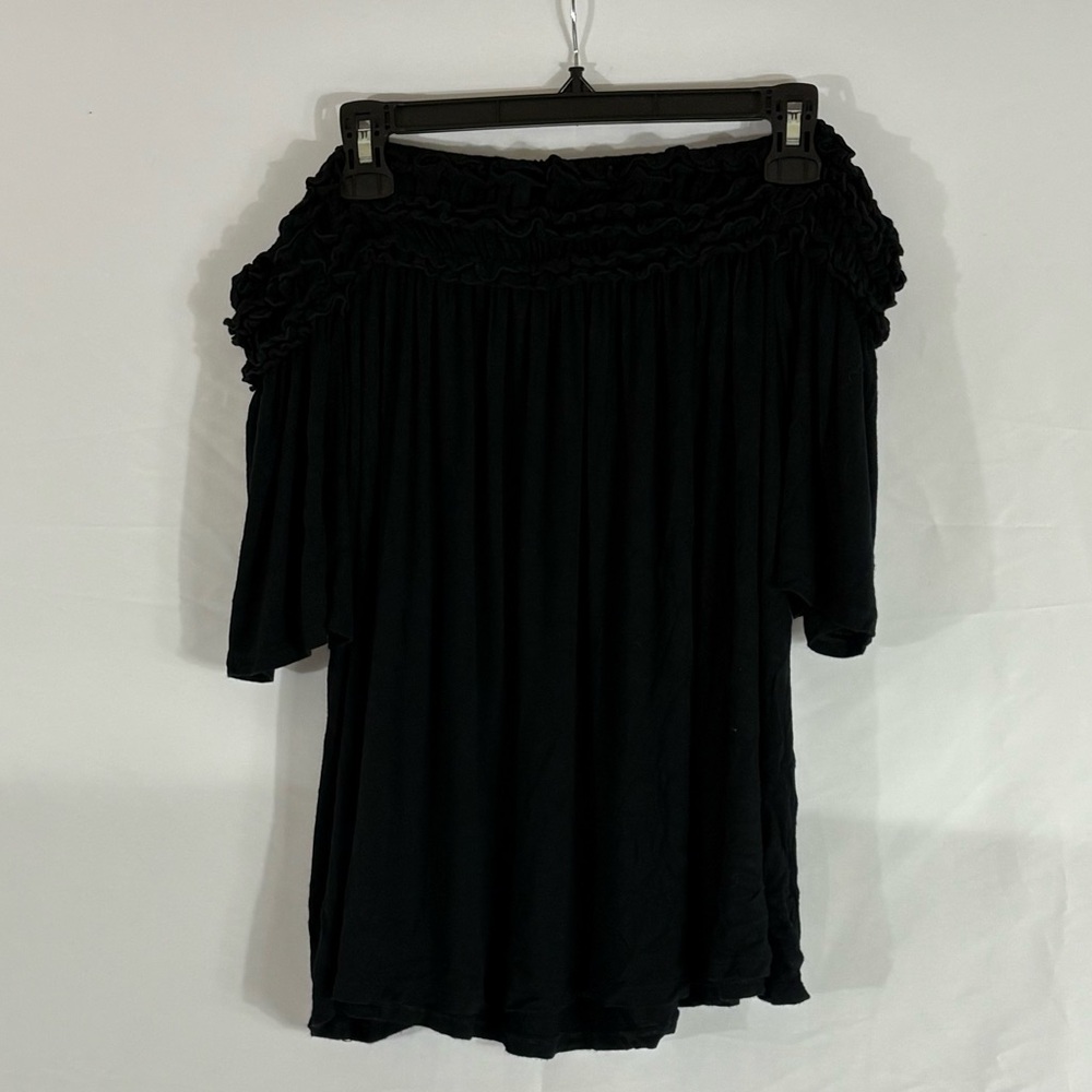 Black Top with Ruffle Feature - Picture 2 of 2